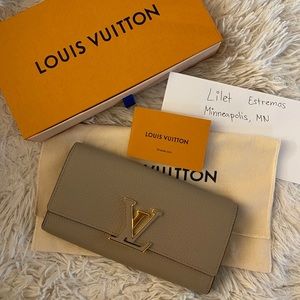 Louis Vuitton capucines wallet galet